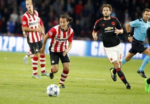 里程碑夜埃因霍温扳平良机，荷甲国际比赛日刷纪录，震撼外界，团队化学反应显著的简单介绍